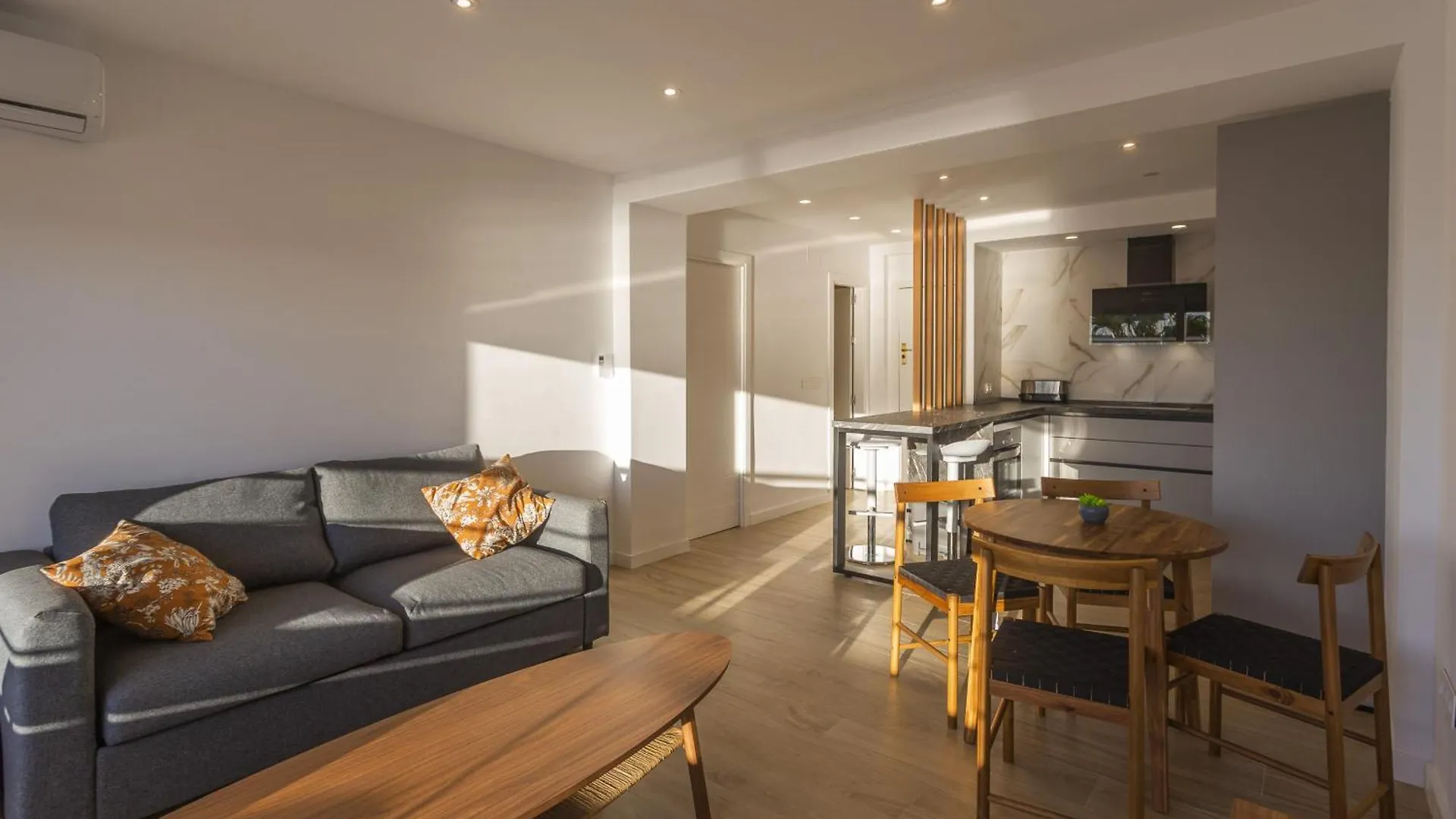 Delfin Sunny Home By Cadiz4Rentals 0*,